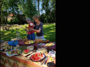 typisches Geburtstagsbuffet bei LeNa im Sommer